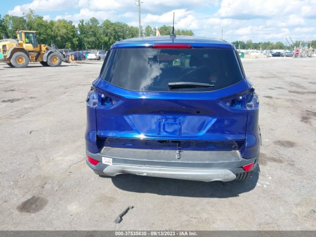1FMCU0GX7FUA22613 Ford ESCAPE SE