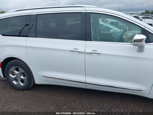 2C4RC1N7XJR358630 Chrysler Pacifica Hybrid Limited