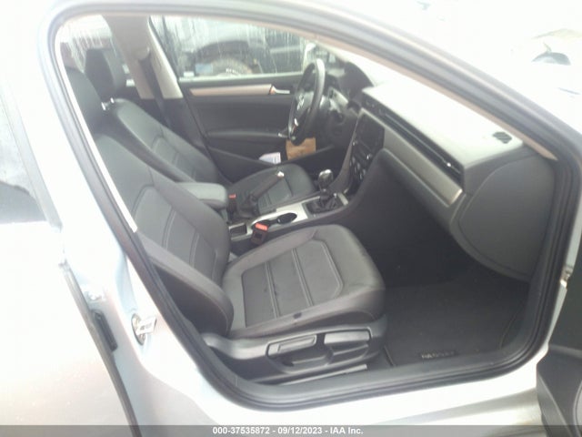 1VWSA7A39LC017967 Volkswagen Passat 2.0t Se