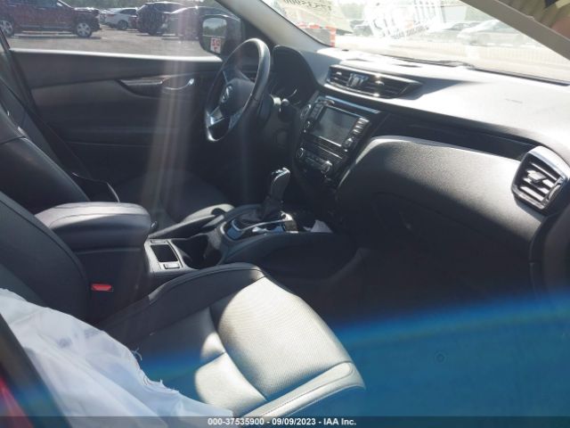 JN1BJ1CV3MW315772 Nissan Rogue Sport Sl