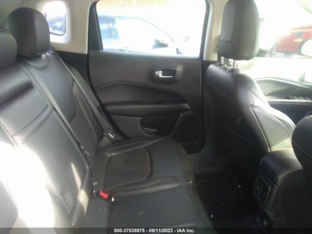 3C4NJDBB0JT328385 Jeep Compass Latitude 4x4