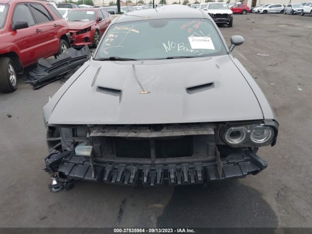 2C3CDZAG4JH118460 Dodge Challenger Sxt