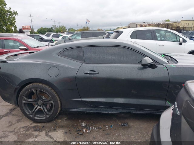Chevrolet CAMARO 2SS 2018 1G1FH1R74J0148588 Image 13