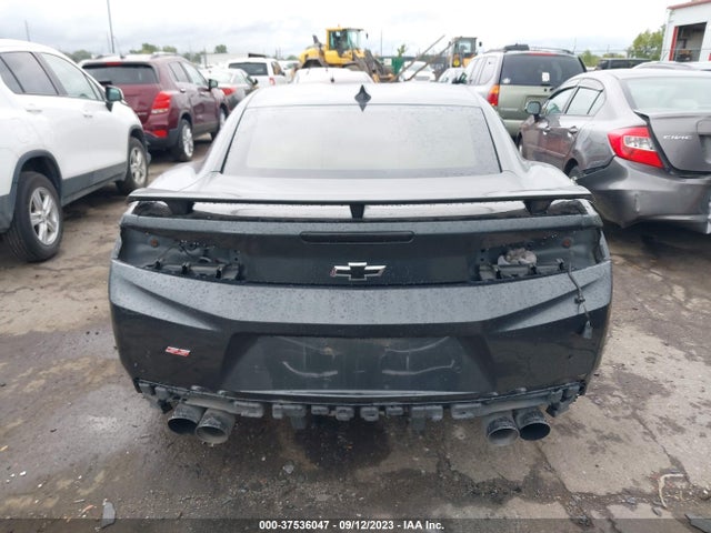 Chevrolet CAMARO 2SS 2018 1G1FH1R74J0148588 Image 16