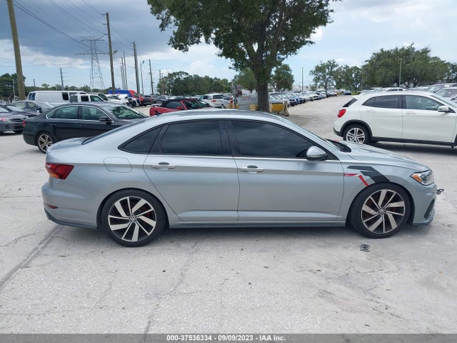 3VW5T7BU4KM189268 Volkswagen Jetta Gli S