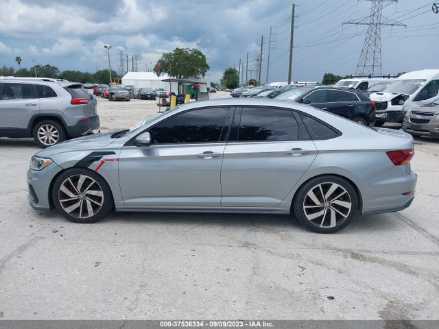 3VW5T7BU4KM189268 Volkswagen Jetta Gli S