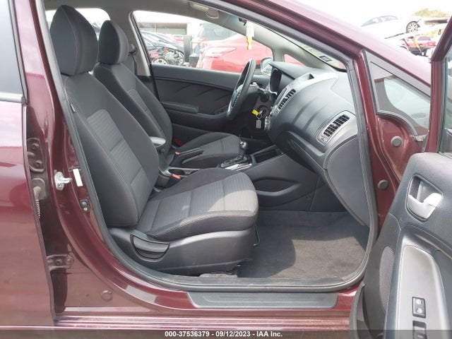 2018 KIA FORTE LX VIN: 3KPFL4A76JE167900