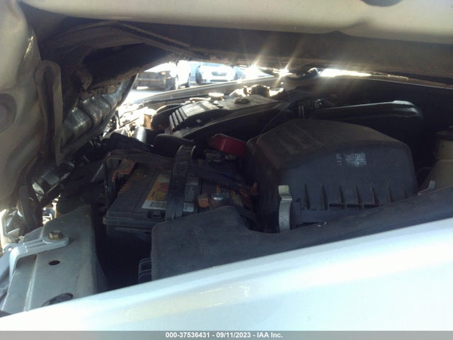 2004 TOYOTA AVALON XL/XLS VIN: 4T1BF28B74U350504