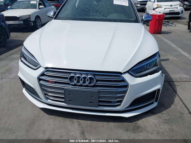 WAUB4CF54JA096256 Audi S5 Sportback Premium Plus