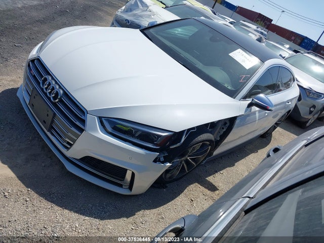 WAUB4CF54JA096256 Audi S5 Sportback Premium Plus