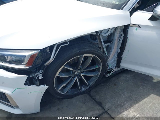 WAUB4CF54JA096256 Audi S5 Sportback Premium Plus