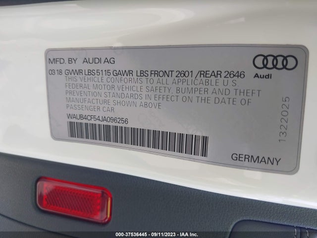 WAUB4CF54JA096256 Audi S5 Sportback Premium Plus