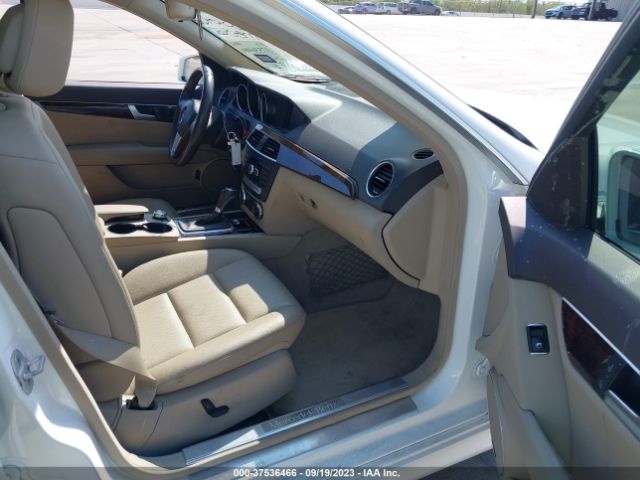 WDDGF4HB0EA954264 Mercedes-Benz C-class C 250