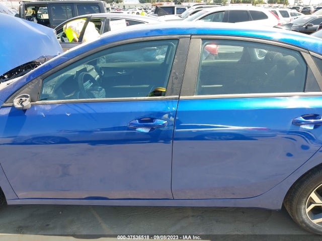 KIA Forte Lxs 2019 3KPF24AD2KE016000 Image 14