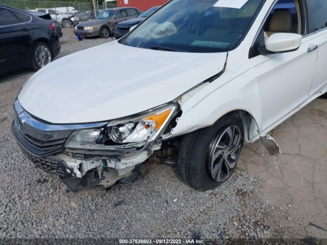 1HGCR2F39HA264275 Honda Accord Sedan Lx
