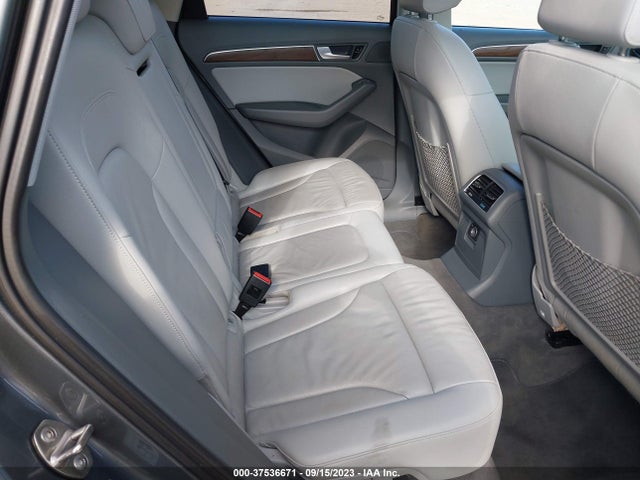 WA1CMAFP6EA068598 Audi Q5 Premium Plus