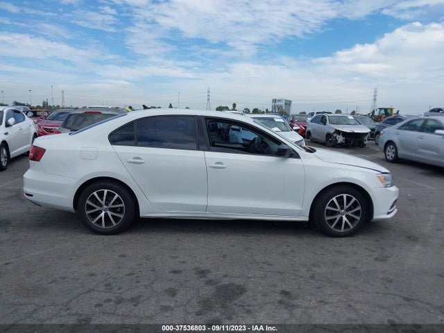3VWD67AJXGM391761 Volkswagen Jetta Sedan 1.4t Se