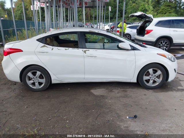 2013 HYUNDAI ELANTRA GLS PZEV VIN: 5NPDH4AE8DH342221