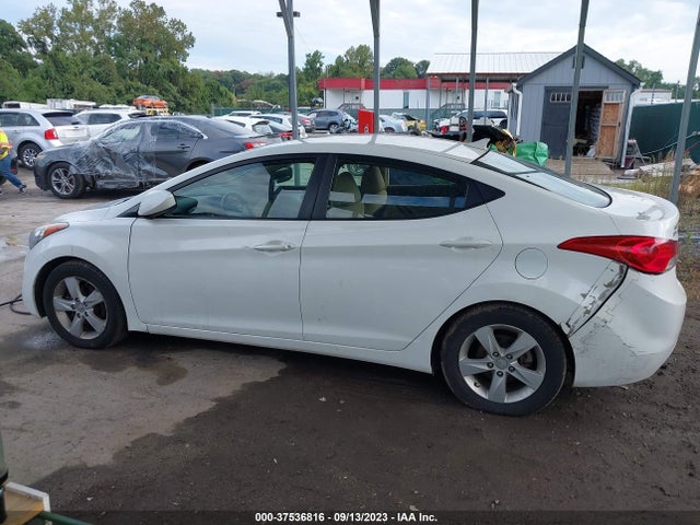 2013 HYUNDAI ELANTRA GLS PZEV VIN: 5NPDH4AE8DH342221