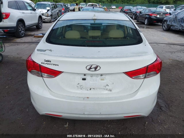 2013 HYUNDAI ELANTRA GLS PZEV VIN: 5NPDH4AE8DH342221