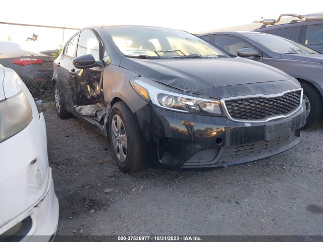 KIA FORTE LX 2018 3KPFK4A78JE282338 Image 1