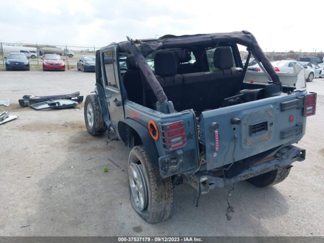 1C4BJWDG5EL305225 Jeep Wrangler Unlimited Sport
