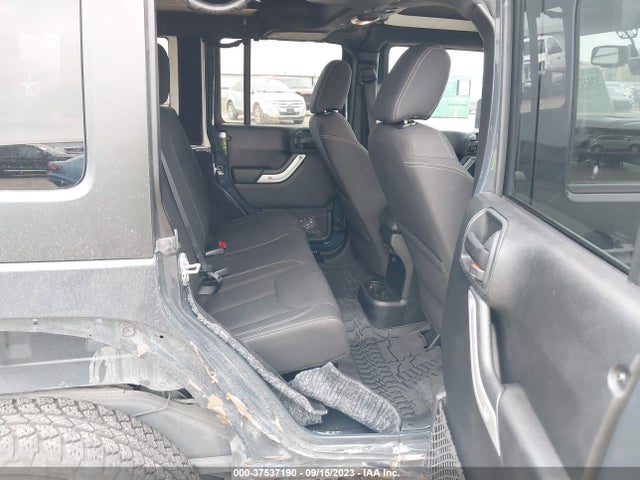 1C4BJWEG9HL597495 Jeep Wrangler Unlimited Sahara