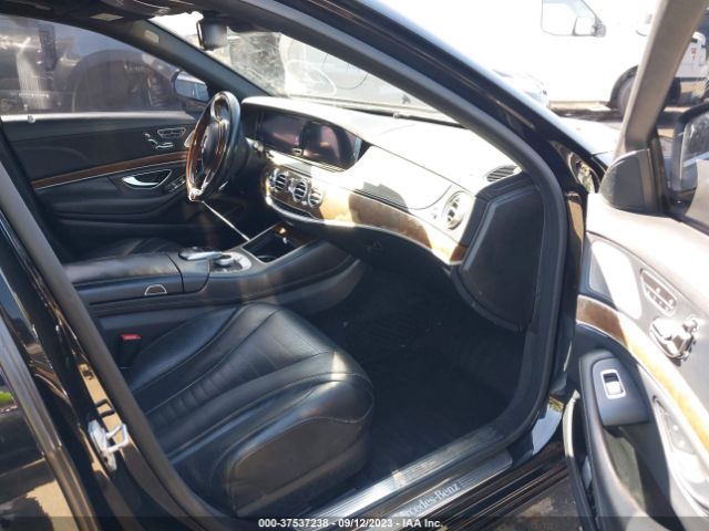 WDDUG8FB5FA112497 Mercedes-Benz S-class S 550