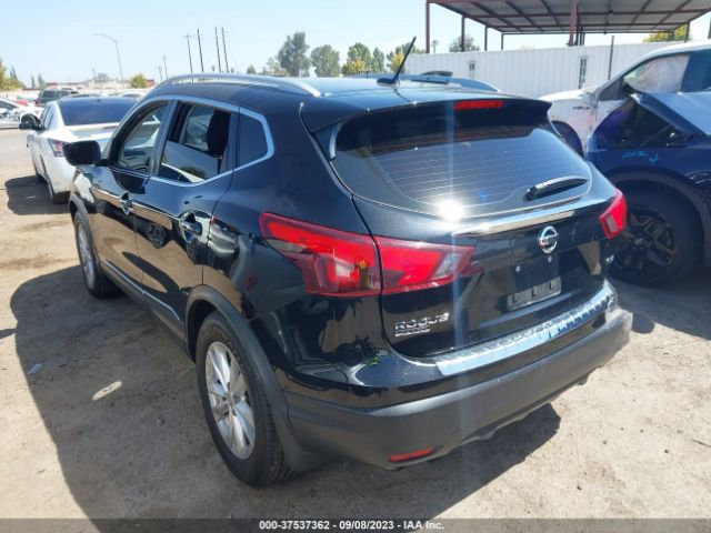 JN1BJ1CPXHW010843 Nissan Rogue Sport Sv