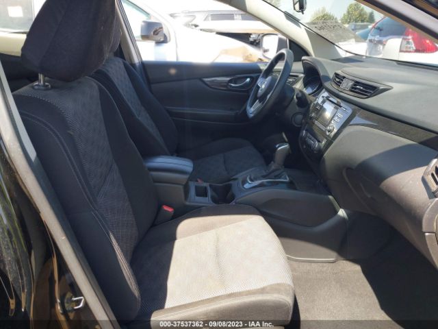 JN1BJ1CPXHW010843 Nissan Rogue Sport Sv