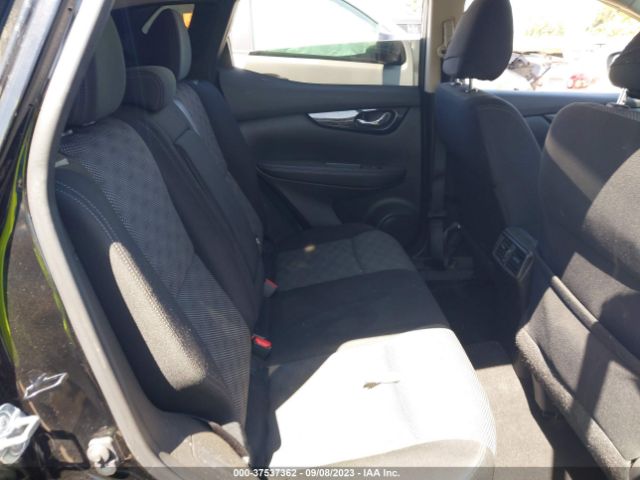 JN1BJ1CPXHW010843 Nissan Rogue Sport Sv