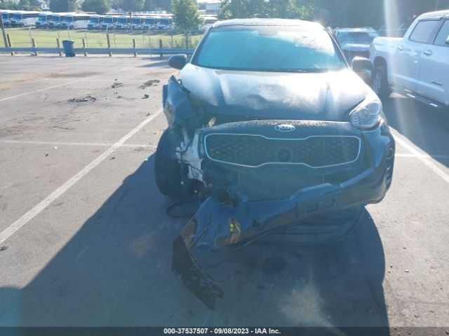 KNDPMCAC2J7367682 KIA Sportage Lx