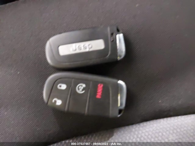 ZACCJBAB5JPH71927 Jeep Renegade Upland Edition