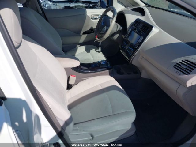 1N4AZ0CP7FC302577 Nissan LEAF SV