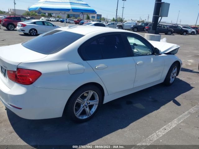 WBA3C1C58FK120155 BMW 3 Series 328i