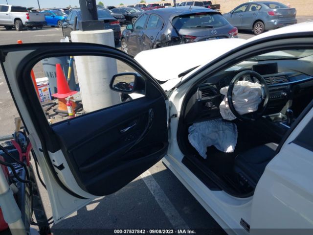 WBA3C1C58FK120155 BMW 3 Series 328i