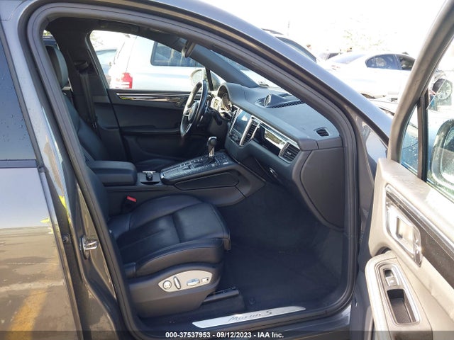 2018 PORSCHE MACAN WP1AB2A55JLB38104 Photo 4