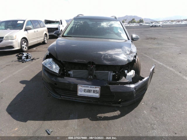 3VWC17AU9GM504359 Volkswagen Golf Sportwagen Tsi S