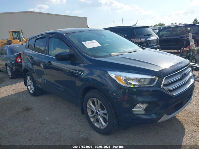 Ford ESCAPE SE 2019 1FMCU9GD0KUA15605 Image 1