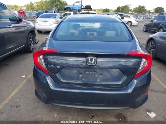 2HGFC2F59JH579827 Honda Civic Sedan Lx