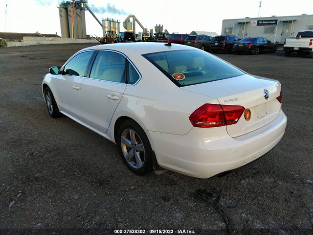 2015 VOLKSWAGEN PASSAT 1.8T LIMITED EDITION VIN: 1VWAT7A39FC074938