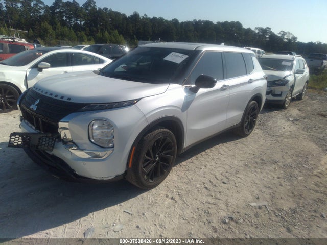 JA4J3VA8XPZ015005 Mitsubishi Outlander Sel