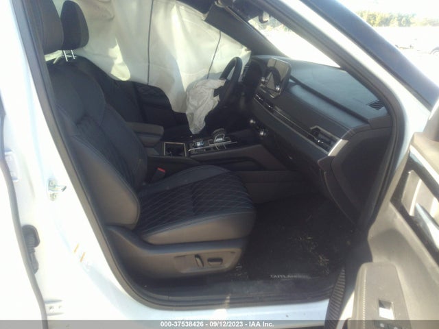 JA4J3VA8XPZ015005 Mitsubishi Outlander Sel
