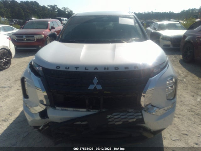 JA4J3VA8XPZ015005 Mitsubishi Outlander Sel