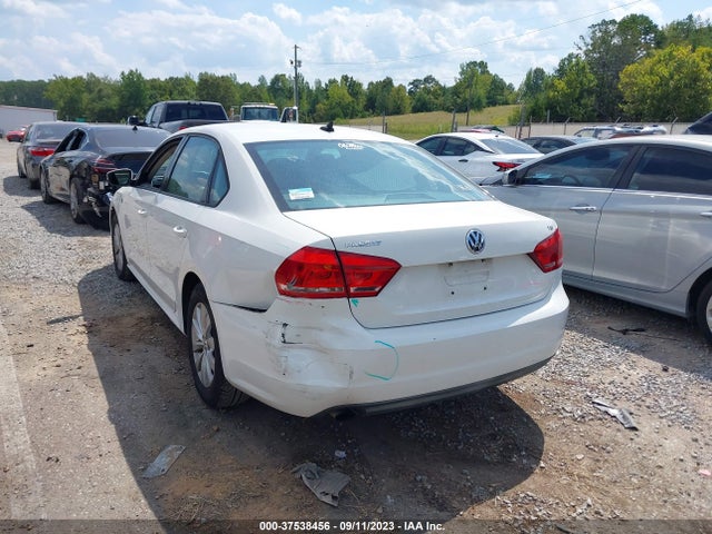 2015 VOLKSWAGEN PASSAT 1.8T WOLFSBURG EDITION VIN: 1VWAT7A32FC025144
