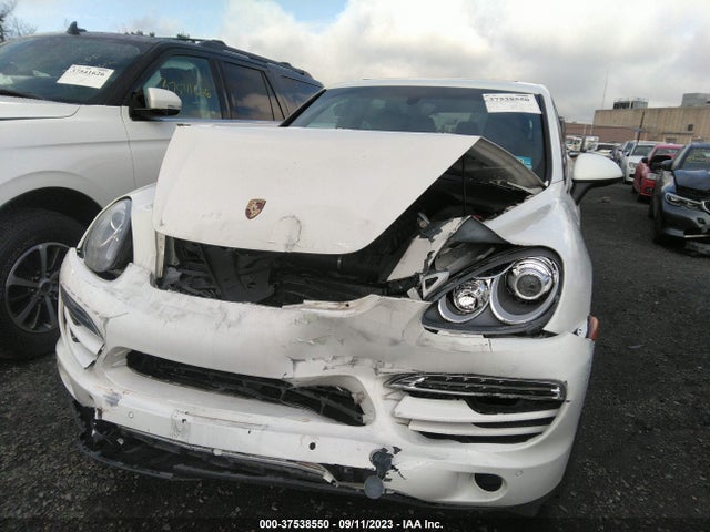 2014 PORSCHE CAYENNE WP1AA2A26ELA04586 Photo 5