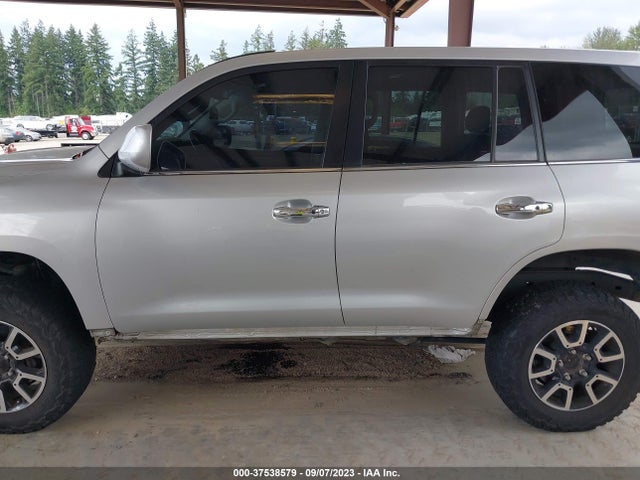 2010 LEXUS LX 570 VIN: JTJHY7AX8A4041435