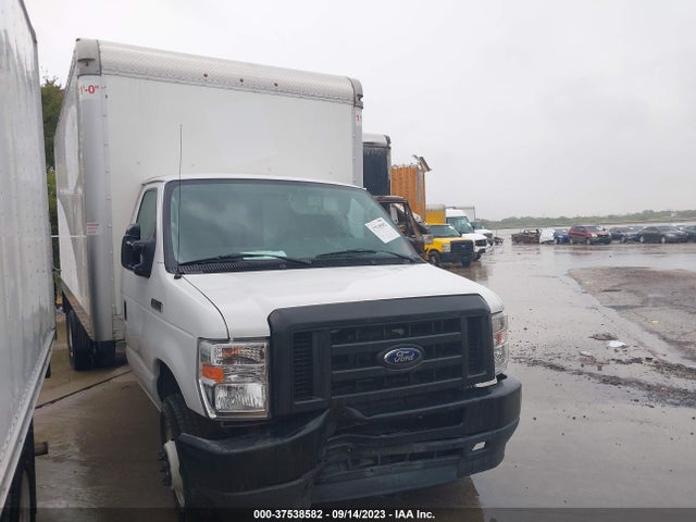 2021 Ford E-Series, VIN: 1FDWE3FN6MDC27669