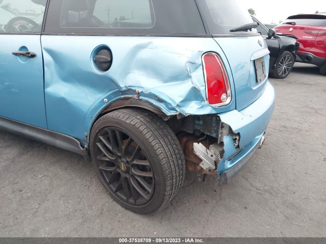 2005 MINI COOPER S WMWRE33495TG95643 Photo 5