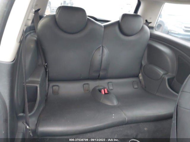 2005 MINI COOPER S WMWRE33495TG95643 Photo 7